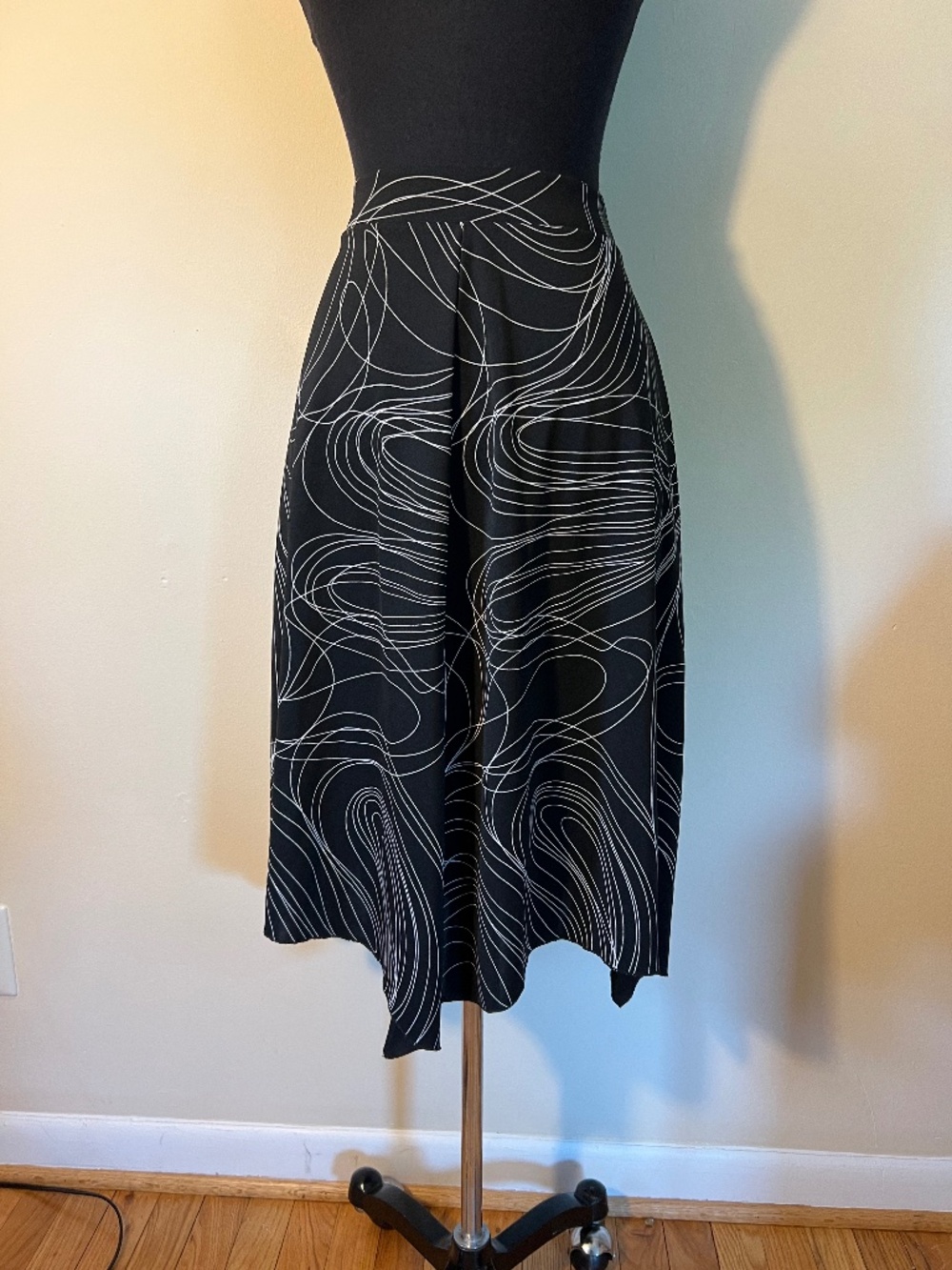 Ingredients Black and White Patterned Midi Skirt